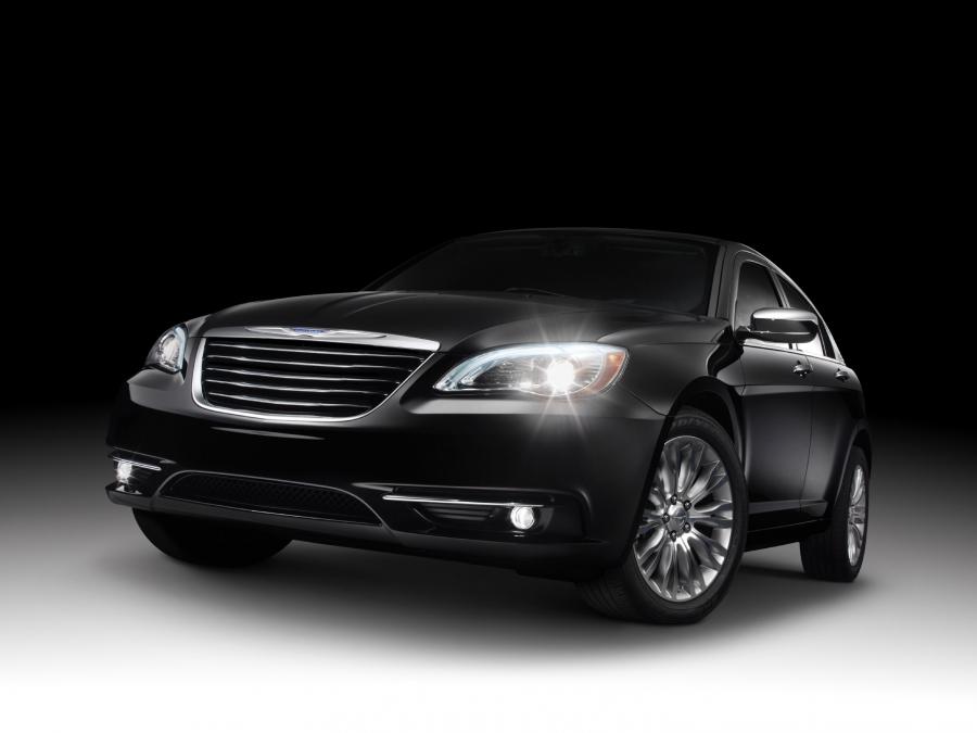  Chrysler 200 2011 года  (фото 11 из 122)